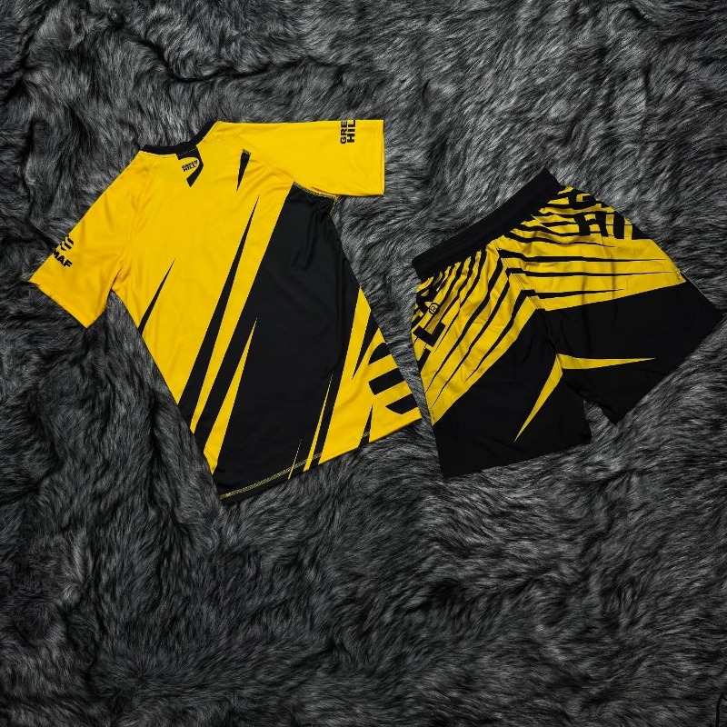 Nouvel ensemble sportif IMMAF  - Tee Graphic Print avis et prix